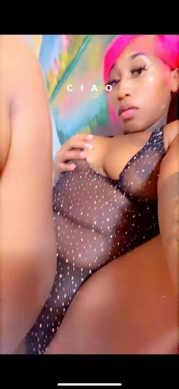 Strawberry , 23  female escort, Lafayette